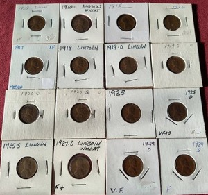 lot 49 image: (16) Wheat Pennies in Flips