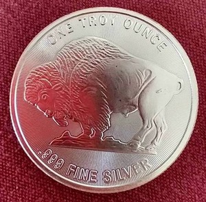 lot 63 image: Buffalo 1 oz Silver Round
