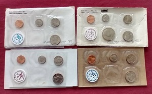 lot 204 image: 1982 & 1983 Uncirculated Coins