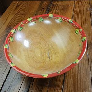 lot 465 image: Cottagecore Decor Hand Painted Solid Wooden Bowl
