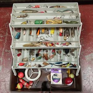 lot 471 image: Umca 1703 - Custom Series - 3 shelf tackle box full of miscellaneous fishing lures and other supplies