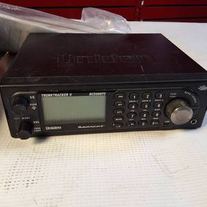 lot 303 image: Uniden Bearcat BCD996P2 TrunkTracker V Digital Mobile Scanner