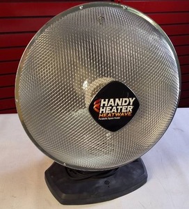 lot 330 image: Handy Heater Heatwave Ceramic Parabolic Space Heater.