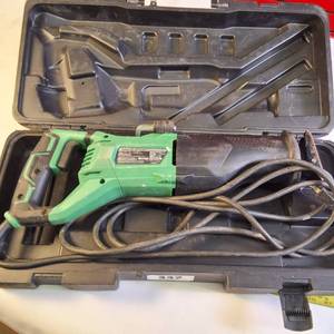 lot 337 image: Hitachi corded electric reciprocating saw with case