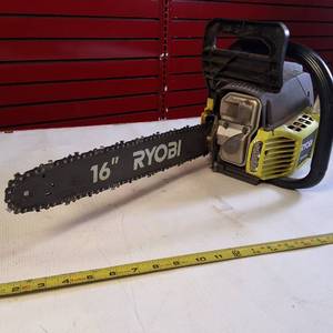 lot 393 image: Ryobi 2-cycle gas chainsaw