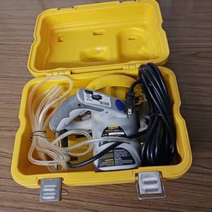 lot 202 image: Workforce THD250 Tile Cutter.