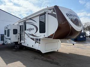 2014 HEARTLAND BIGHORN 3570RS ***MECHANIC/CARPENTER SPECIAL***