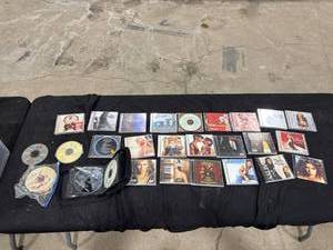 lot 1686 image: Music CD Collection