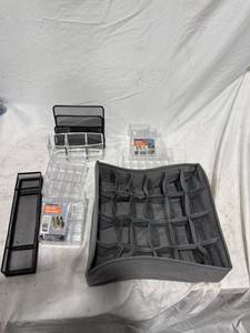 lot 1691 image: Assorted Organizers Lot