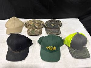 lot 1775 image: Assorted Baseball Cap Lot