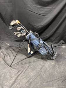 lot 1780 image: Assorted Golf Clubs & Bag