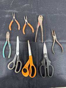 lot 1784 image: Assorted Pliers and Scissors Lot