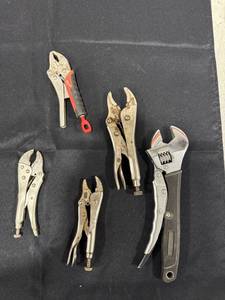 lot 1785 image: Assorted Locking Pliers & Wrench