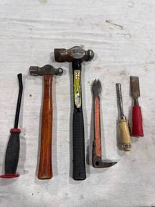 lot 1790 image: Assorted Hand Tools Lot