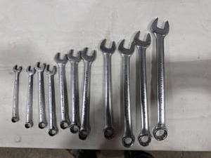 lot 1799 image: Challenger Proto Wrench Set
