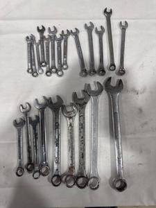 lot 1800 image: Assorted Wrench Lot including both open-end and combination types, varying in size and condition.