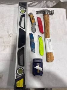 lot 1801 image: Assorted Hand Tools Lot