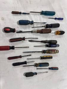 lot 1807 image: Assorted Screwdriver Lot
