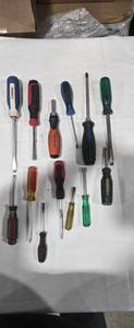 lot 1810 image: Assorted Screwdriver Lot