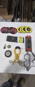 lot 1811 image: Abrasive Tools & Safety Gear Lot