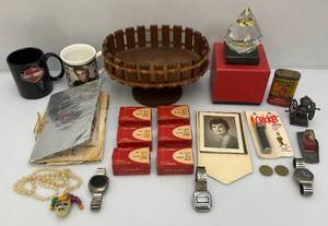 lot 113 image: Misc. Vintage Collectible Items Including Watches, Vintage Valentines And More