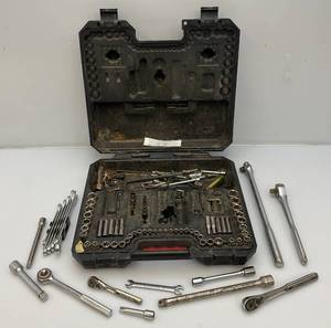 lot 196 image: CRAFTSMAN Sockets, Breaker Bar, 12 Ratchet And More