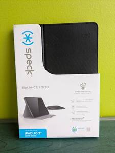 lot 95 image: NEW SPECK BALANCE FOLIO FOR IPAD BLACK