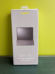 lot 97 image: NEW HAYDAY WIRELESS KEYBOARD WITH STAND