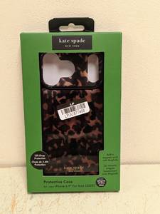 lot 107 image: NEW KATE SPADE PROTECTIVE CASE IPHONE 17 PRO MAX