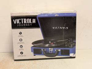 lot 171 image: NEW VICTROLA JOURNEY 3-SPEED TURNTABLE