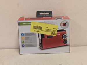 lot 174 image: WEATHERX WEATHERBAND & AMFM FLASHLIGHT