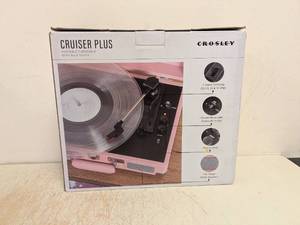 lot 172 image: NEW CROSLEY CRUISER PLUS PORTABLE TURNTABLE WITH BLUETOOTH PINK