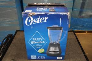 lot 11 image: Oster 6-Cup Party Blender