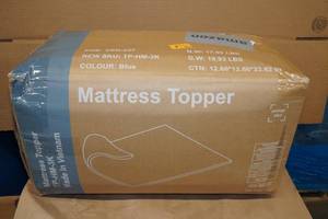 lot 36 image: 3 Mattress Topper - King