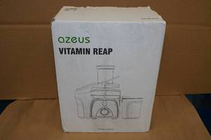 lot 47 image: Azeus Vitamin Reap Juicer