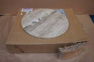 lot 49 image: Circle Marble Cutting Board