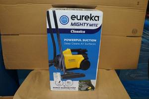 lot 52 image: Eureka Mighty Mite Vacuum