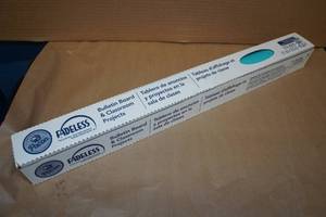 lot 79 image: Fadeless Bulletin Board Paper - 24x60