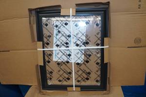 lot 95 image: Picture Frame - 16x20 Black