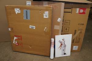 lot 117 image: Assorted Wall Art