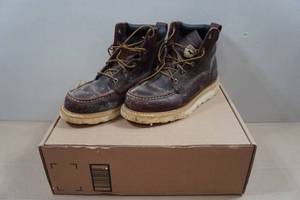 lot 206 image: Irish Setter Ashby Work Boots - Mens 9 D
