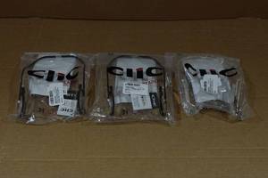 lot 302 image: 3 Clic Magnetic Reading Glasses 2.50