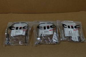 lot 304 image: 3 Clic Magnetic Reading Glasses 3.00