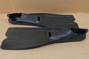 lot 318 image: Cressi Rondinella Adult Fins - 4344, 8.59.5