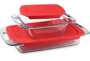 lot 35 image: Pyrex 4-Piece XL Glass Baking Dish Set