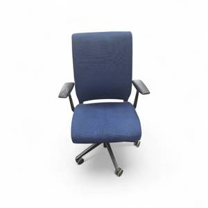 lot 41 image: Steelcase Think Task Chair Retails New for $600