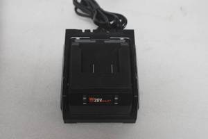 lot 25 image: WEN 20VB15C 20V Charger