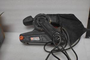 lot 27 image: WEN 6321 3 x 21-Inch Belt Sander