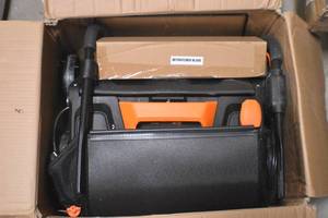 lot 61 image: WEN DT1315 15-Inch 13-Amp 2-in-1 Electric Dethatcher and Scarifier with Collection Bag