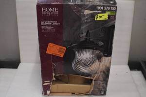 lot 71 image: Exterior LED Light